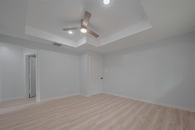 Building Photo - 25411 Friar Lake Ln