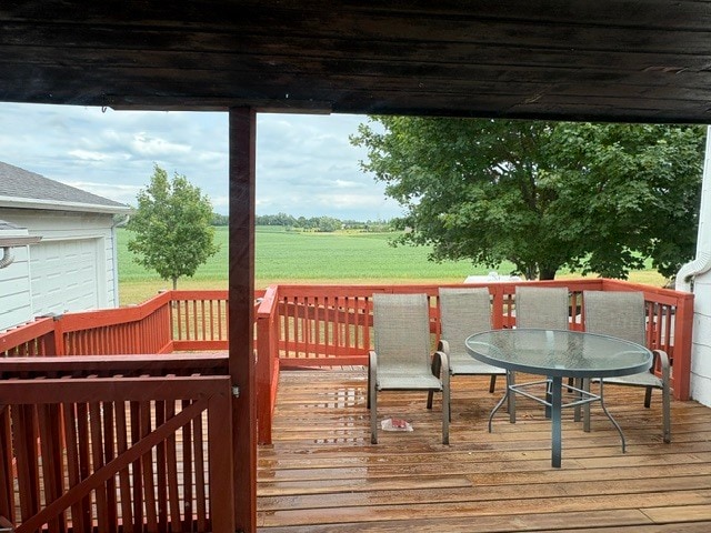 Deck off kitchen - N7339 Meadowlark Rd