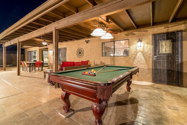 Building Photo - 6802 E Ludlow Dr