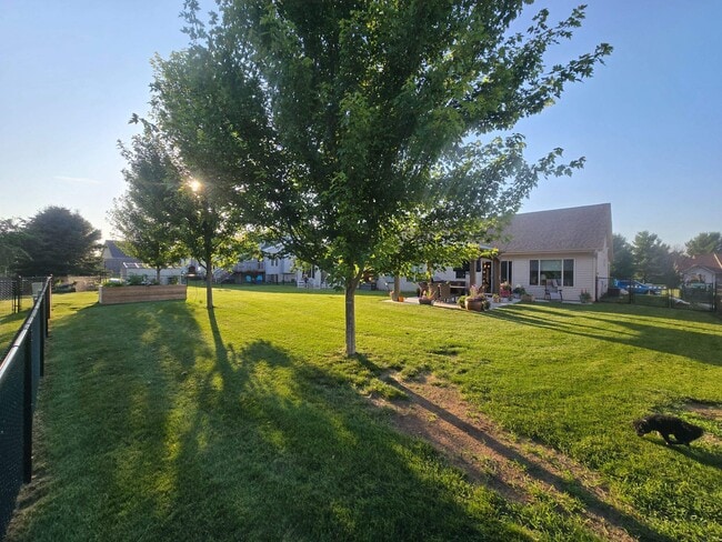 Building Photo - 1934 W 6th St