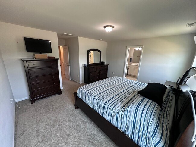 Building Photo - 784 Amarra Dr