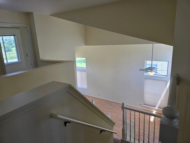 Building Photo - 2135 Feldott Ln