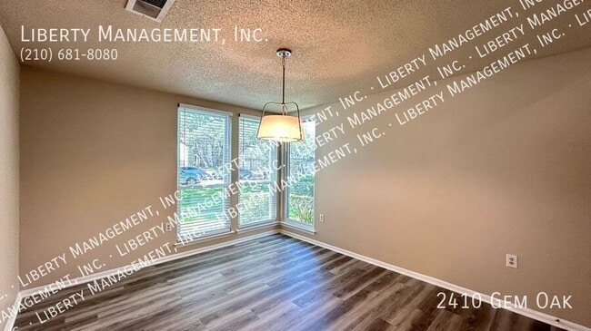 Building Photo - 2410 Gem Oak