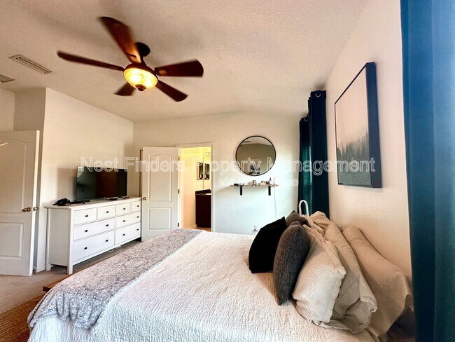 Building Photo - 1659 Biscayne Bay Cir