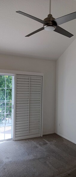 Building Photo - 24107 Del Monte Dr