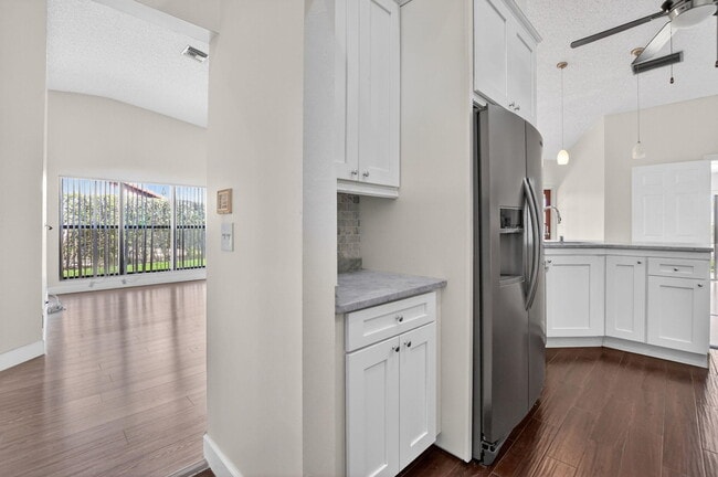 Building Photo - 22796 Marbella Cir