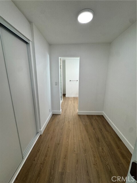 Building Photo - 122 46th St