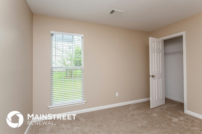 Building Photo - 2716 Brenston Dr