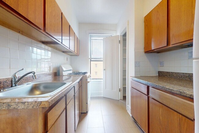 Floorplan - 1101 E. Hyde Park Boulevard