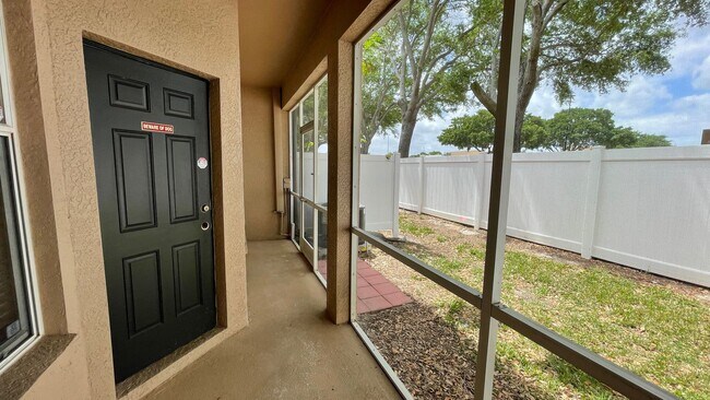 Building Photo - Unfurnished Annual Rental
