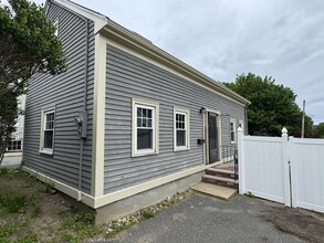 Building Photo - 13 Lovett St