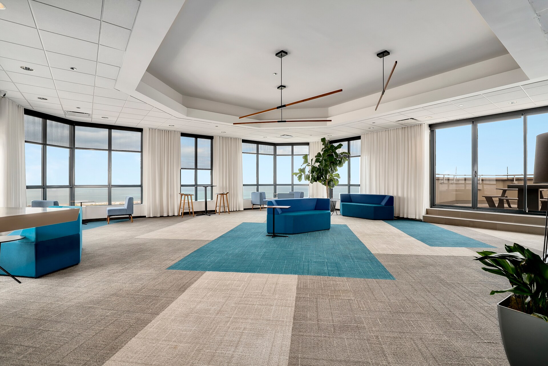 Rooftop Party Room - 3660 N Lake Shore Dr