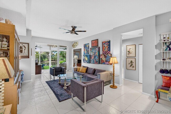 Building Photo - 12418 Crystal Pointe Dr