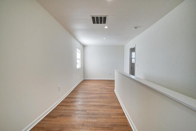 Building Photo - 1631 Dr Andrew J Brown Ave