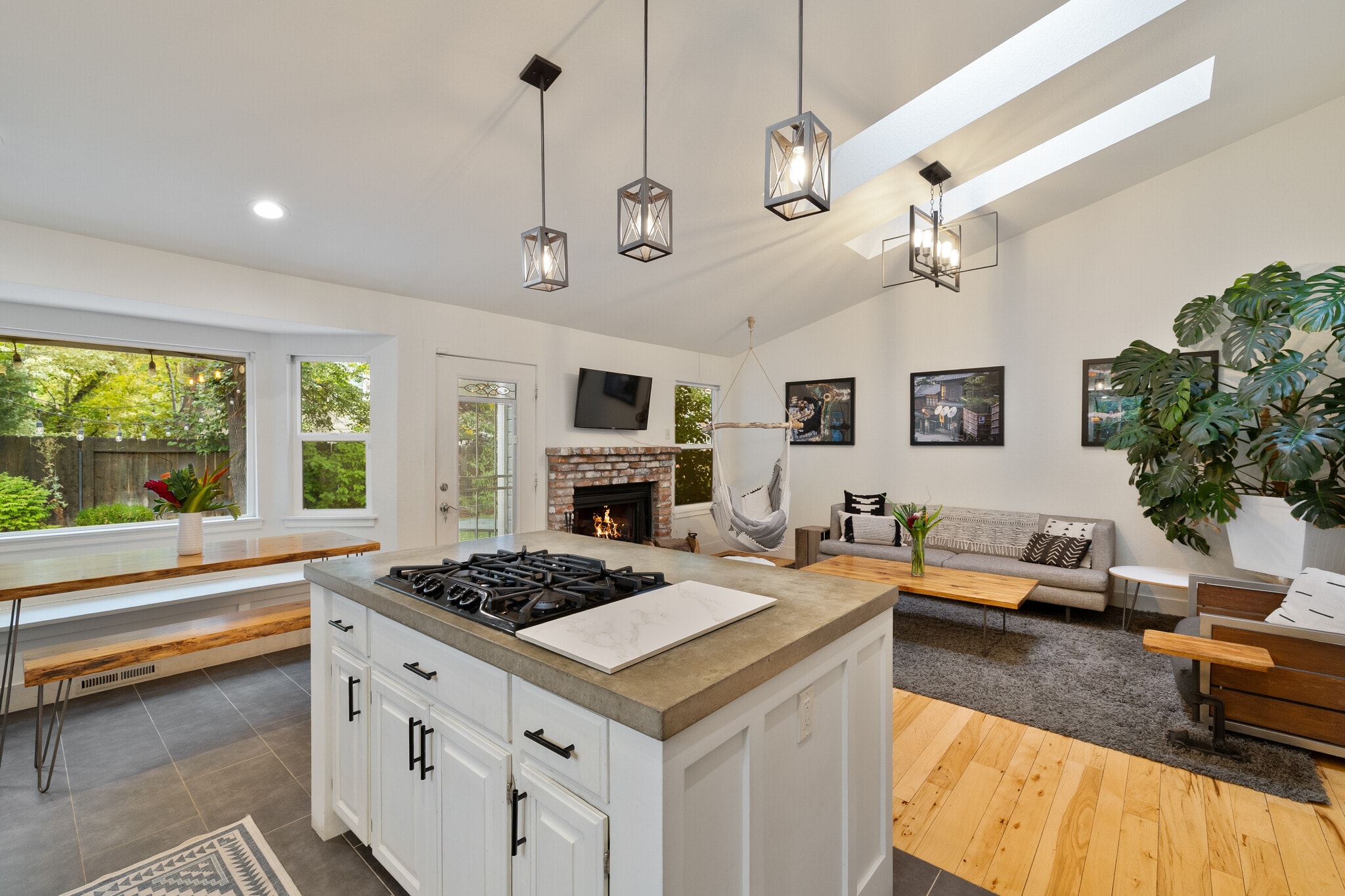 Building Photo - 1557 Bramble Ct