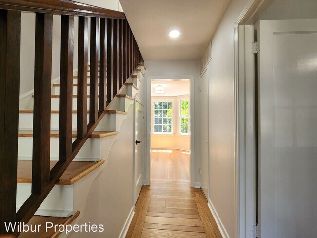 Building Photo - 3 br, 2 bath House - 452 9th Ave