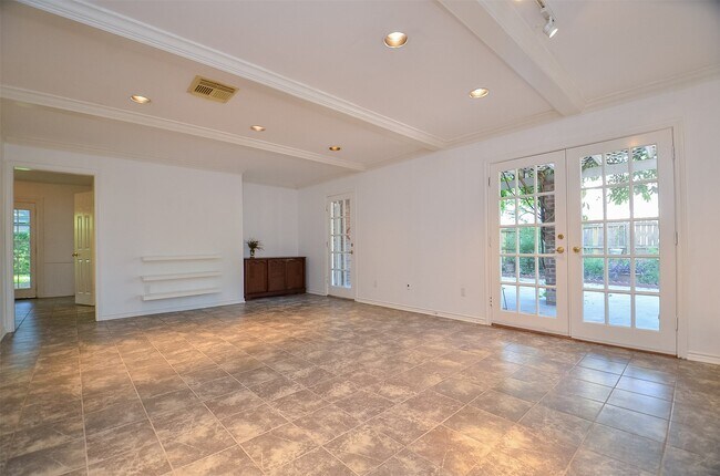 Building Photo - 710 S Fry Rd