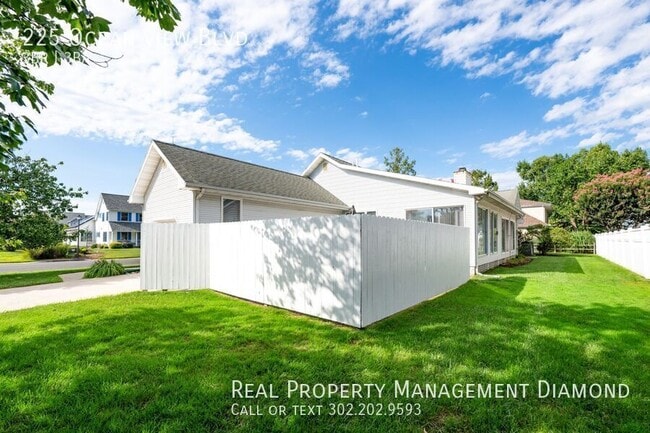 Building Photo - 225 Ocean View Blvd