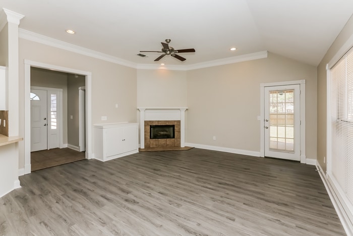 Building Photo - 204 Chinkapin Ct