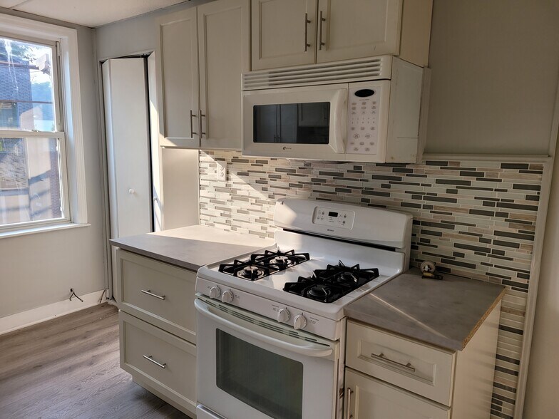 Building Photo - 5148 Butler St