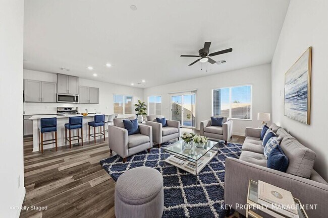 Building Photo - 530 Red Lovebird Ave