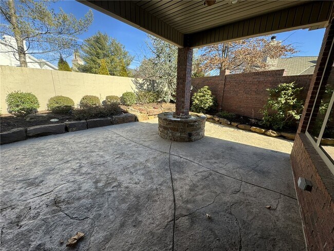 Building Photo - 21 S Prairie Dunes Dr