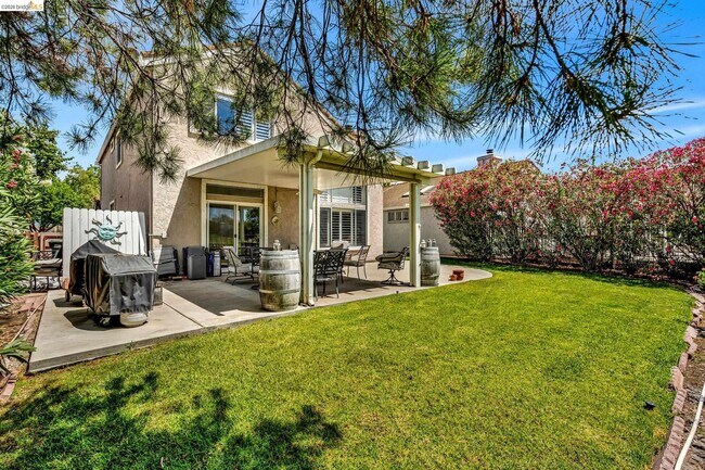 Building Photo - 2451 Cherry Hills Dr