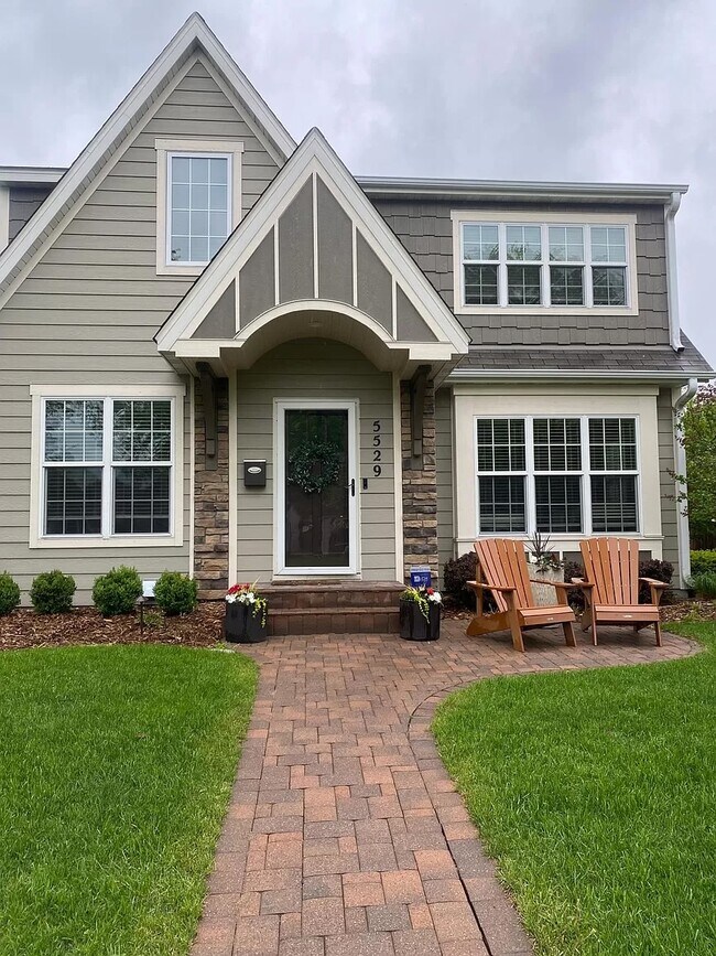 Building Photo - Upton