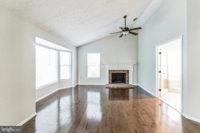Building Photo - 1650 Wickham Way