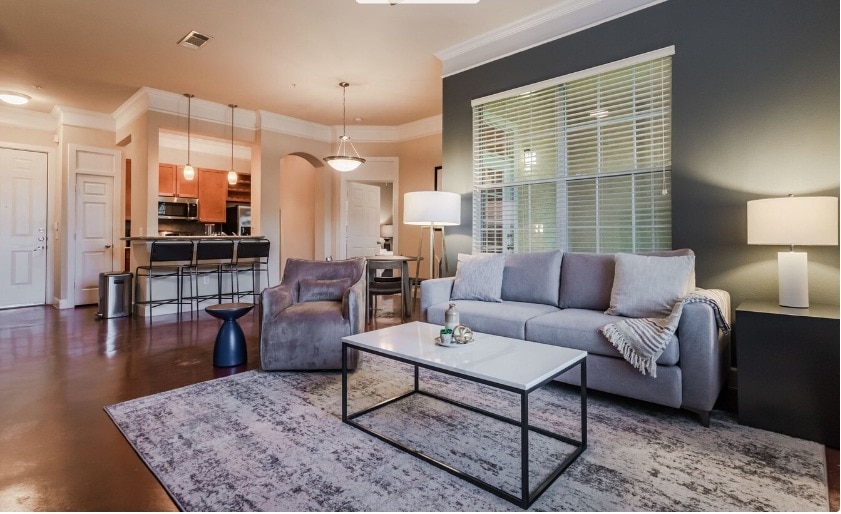 Building Photo - Santoro