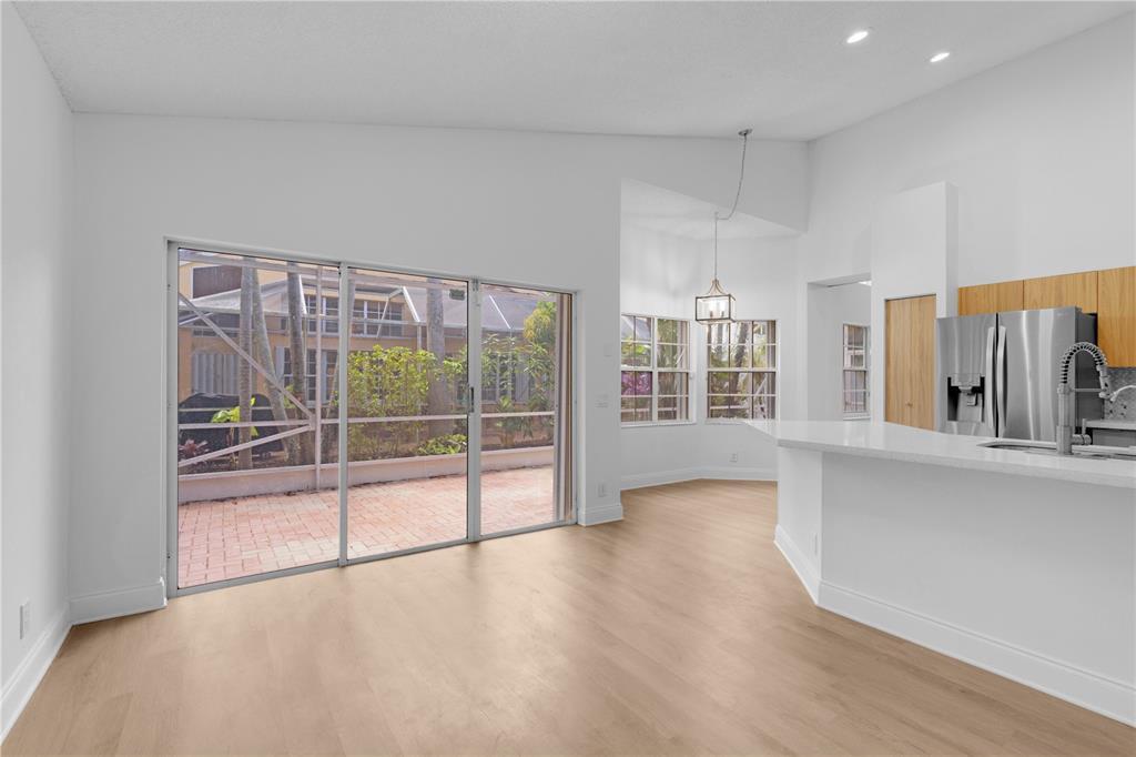 Building Photo - 1525 Seabay Rd