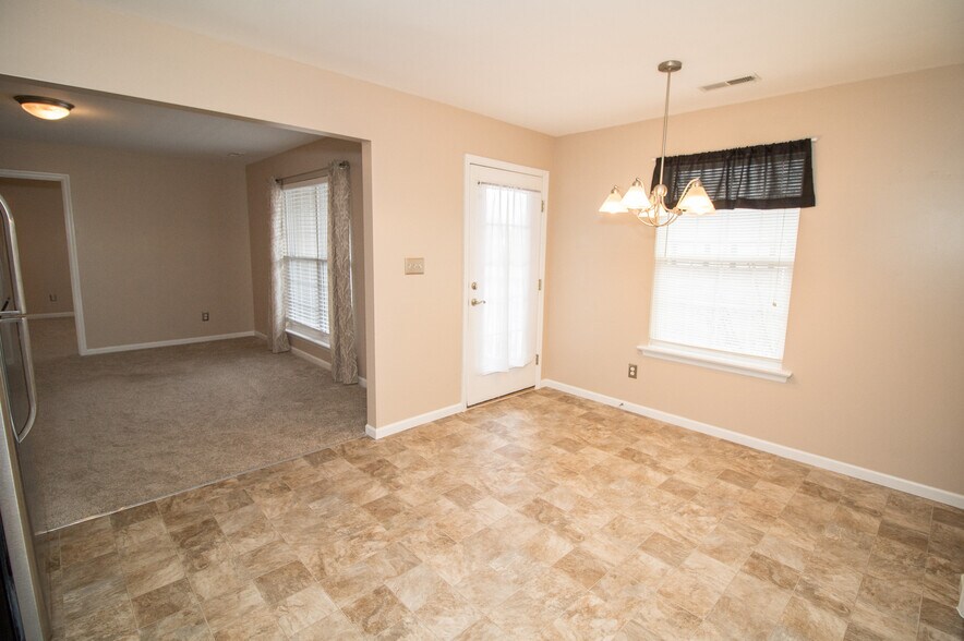 Breakfast area - 406 S Church St