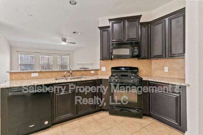 Building Photo - 504 Byron Nelson Dr