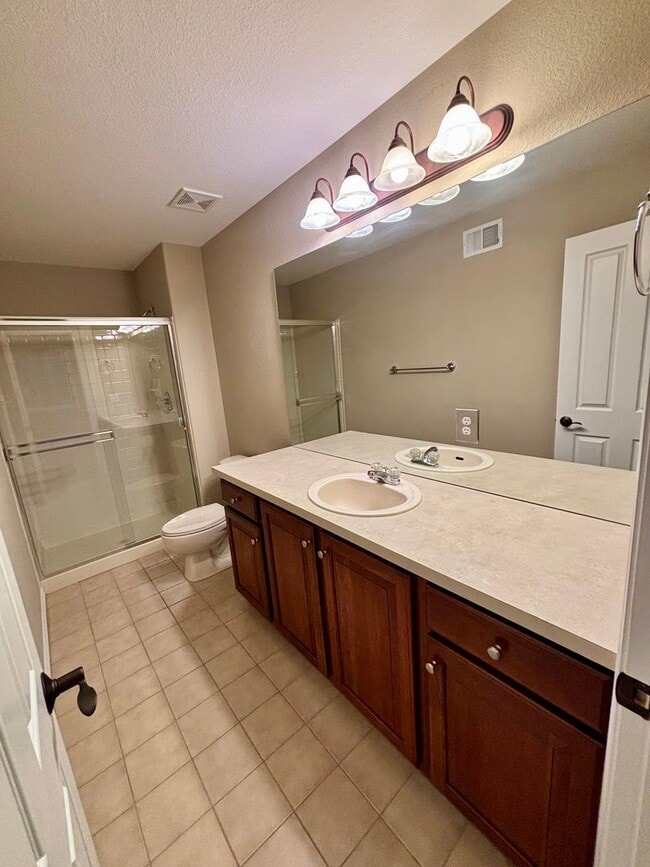 Building Photo - 8890 Tappy Toorie Cir
