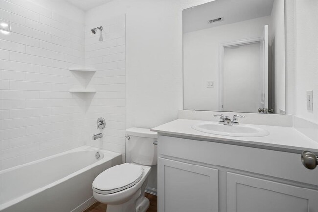 Building Photo - 5111 Sunvalley Bend Dr