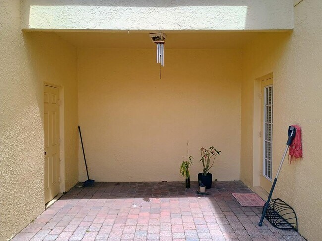 Building Photo - 14084 Bridgewater Crossings Blvd