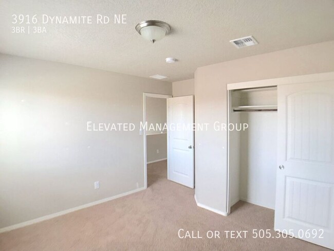 Building Photo - 3916 Dynamite Rd NE