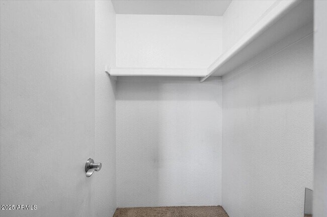 Building Photo - 5995 N 78th St