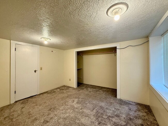 Building Photo - 2512 N 2nd St