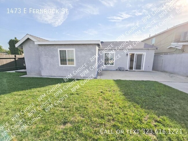 Building Photo - 1473 E Fernrock St