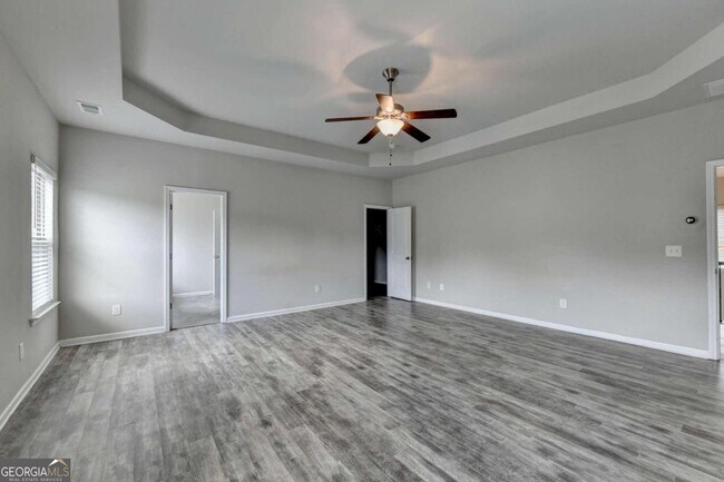 Building Photo - 648 Georgia Way