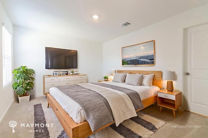 Building Photo - 2053 Belgian Dr