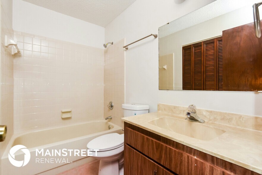 Building Photo - 4020 Park Ave