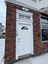Building Photo - 653 Broadway St