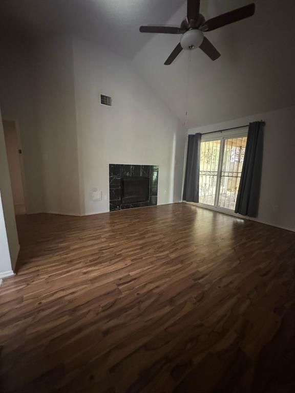 Building Photo - 6918 Puerta Vista Ln