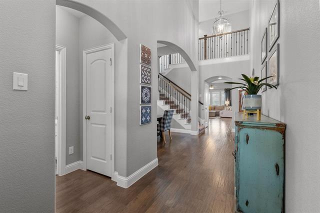 Building Photo - 3738 Norwood Ave