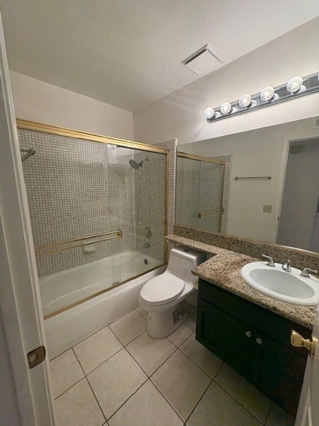 Building Photo - Welcome to your dream home in beautiful Th...