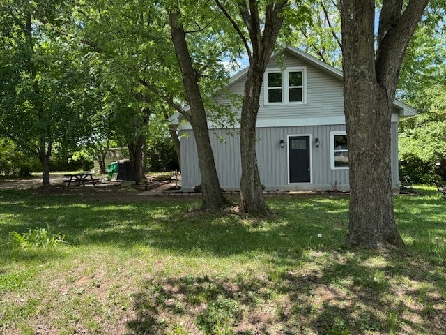 Building Photo - Clover Drive