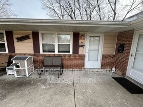 Building Photo - 60 Candlewood Ct