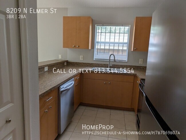 Building Photo - 8209 N Elmer St